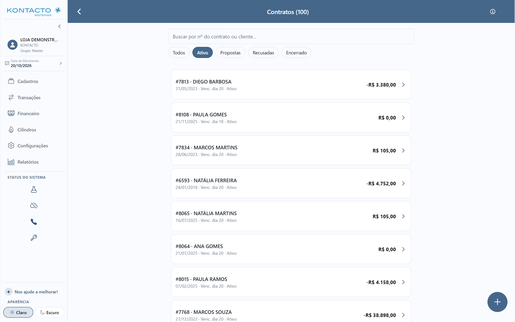 Contrato: contrato de locação de um cliente com 3 cilindros como itens (com data de início e preço de locação), o valor mensal somado e o histórico com "Cilindro Devolvido no dia …".